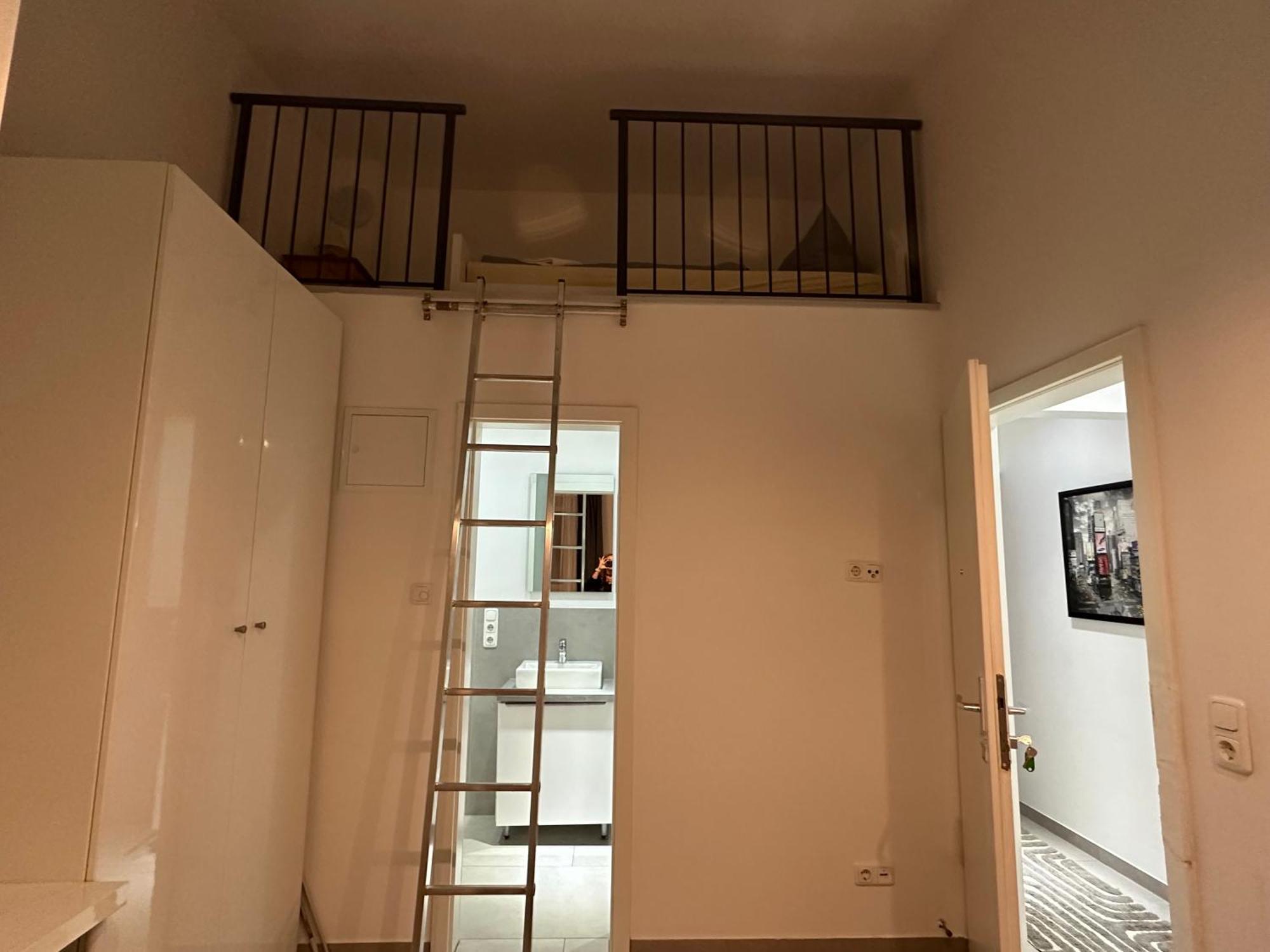 Estelada Boarding Houses - Bogenhausen Monaco di Baviera Esterno foto